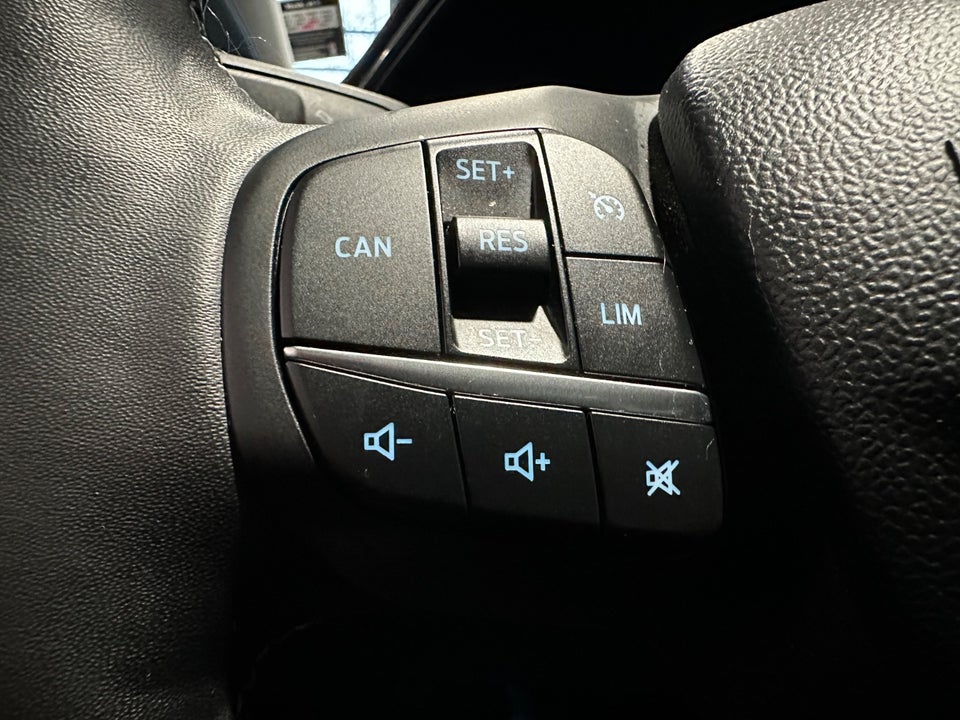 Ford Puma 1,0 EcoBoost mHEV Titanium 5d