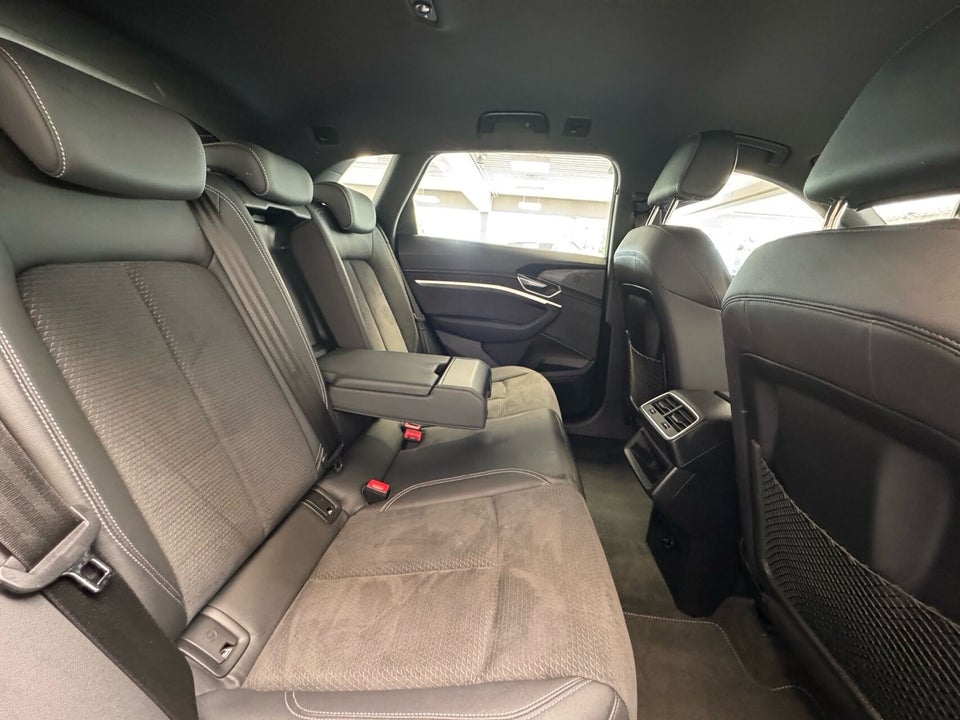 Audi e-tron 55 Prestige quattro 5d