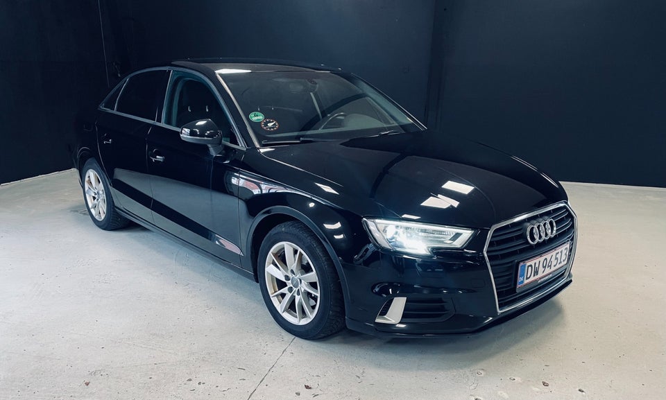 Audi A3 1,6 TDi 116 Sport S-tr. 4d
