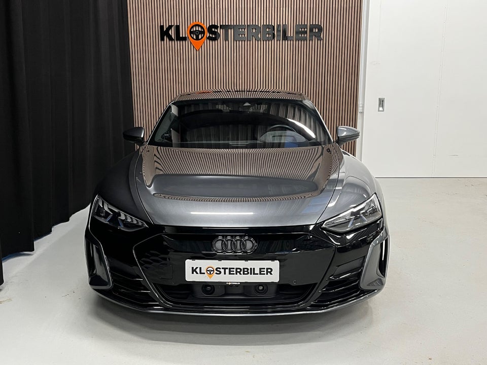 Audi RS e-tron GT quattro 4d