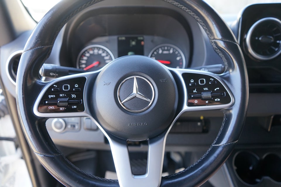 Mercedes Sprinter 317 2,0 CDi A2 Kassevogn aut. RWD
