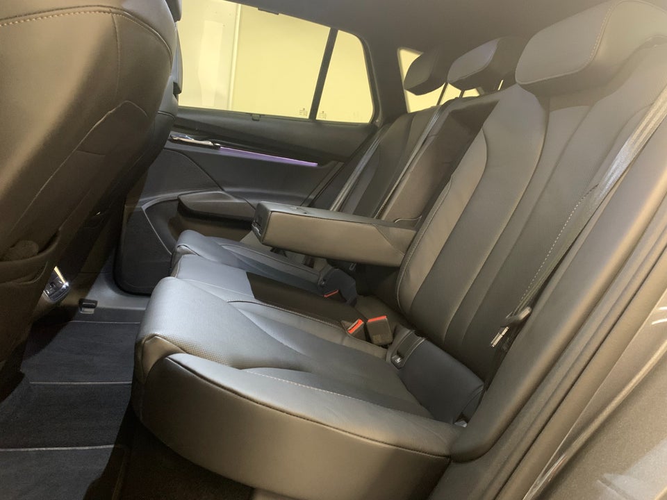 Skoda Enyaq 85 iV Laurin & Klement 5d