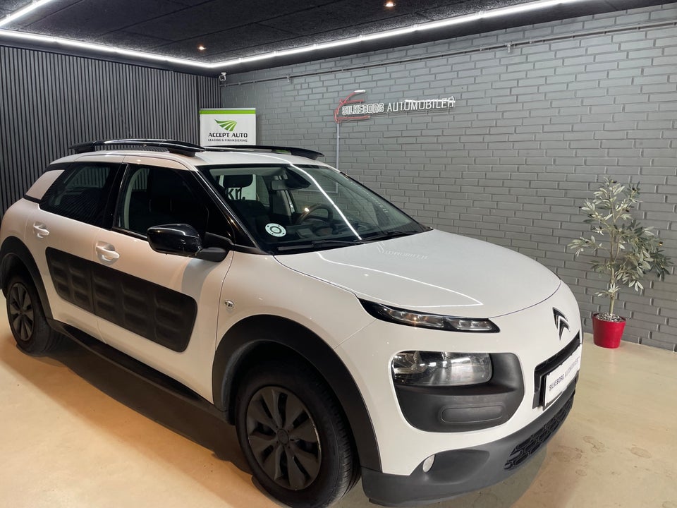 Citroën C4 Cactus 1,6 BlueHDi 100 Shine 5d