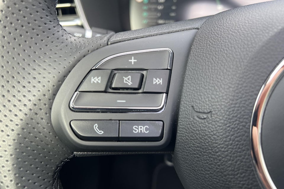 MG Marvel R Performance 5d