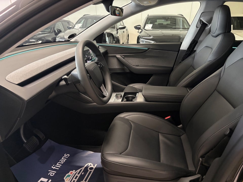 Tesla Model Y Long Range RWD 5d