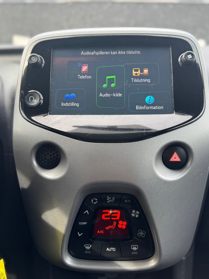 Toyota Aygo 1,0 VVT-i x-cite 5d