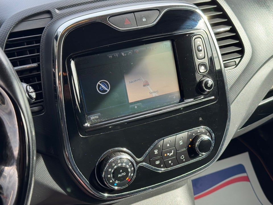 Renault Captur 0,9 TCe 90 Expression 5d