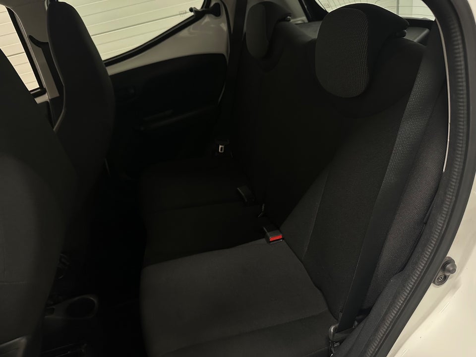 Toyota Aygo 1,0 VVT-i x 5d