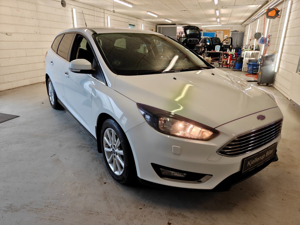Ford Focus 1,0 SCTi 125 Titanium stc. ECO 5d