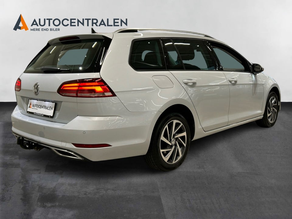 VW Golf VII 1,6 TDi 115 Comfortline Variant DSG 5d