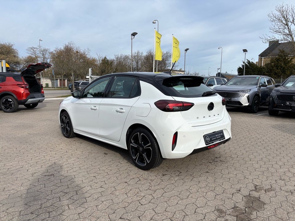 Opel Corsa 1,2 GS 5d