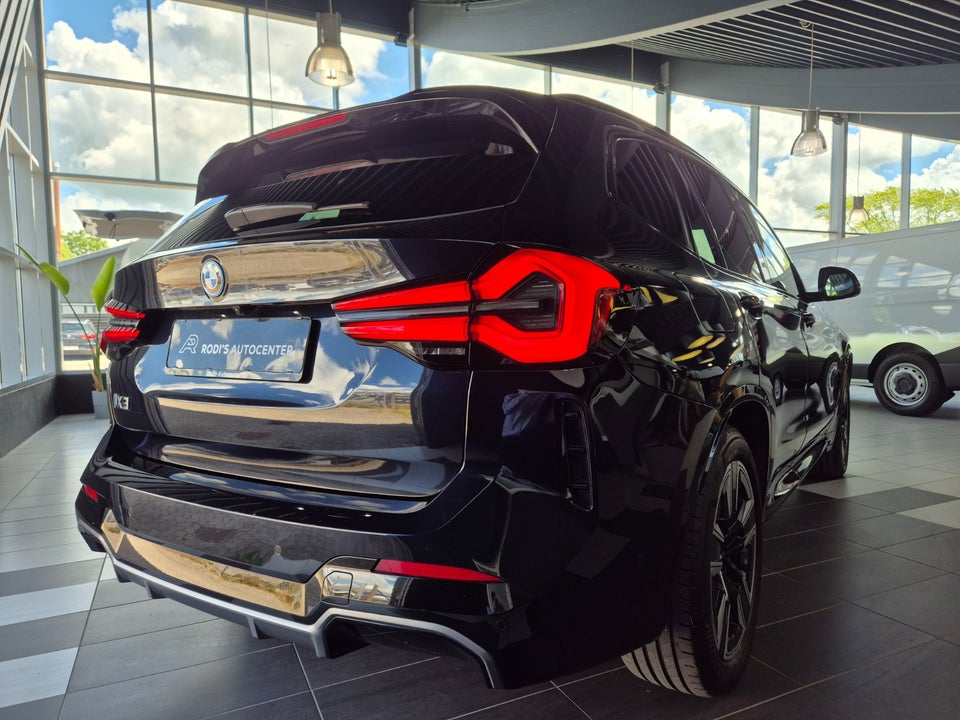 BMW iX3 Charged M-Sport 5d