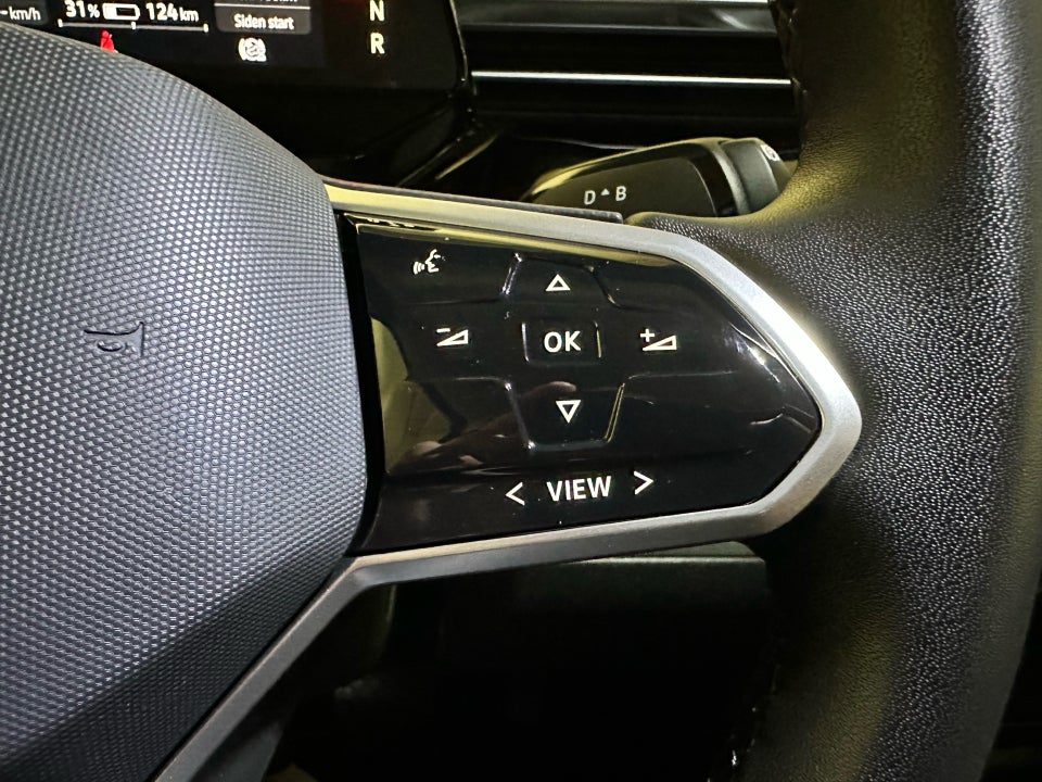 VW ID.Buzz 77 Pro SWB 5d