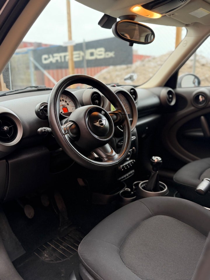 MINI Countryman Cooper 1,6 D 5d