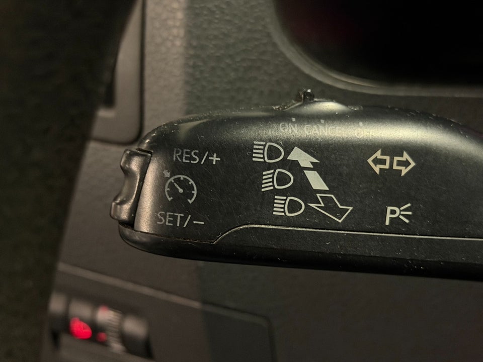 VW Transporter 2,0 TDi 114 Kassevogn kort 4d