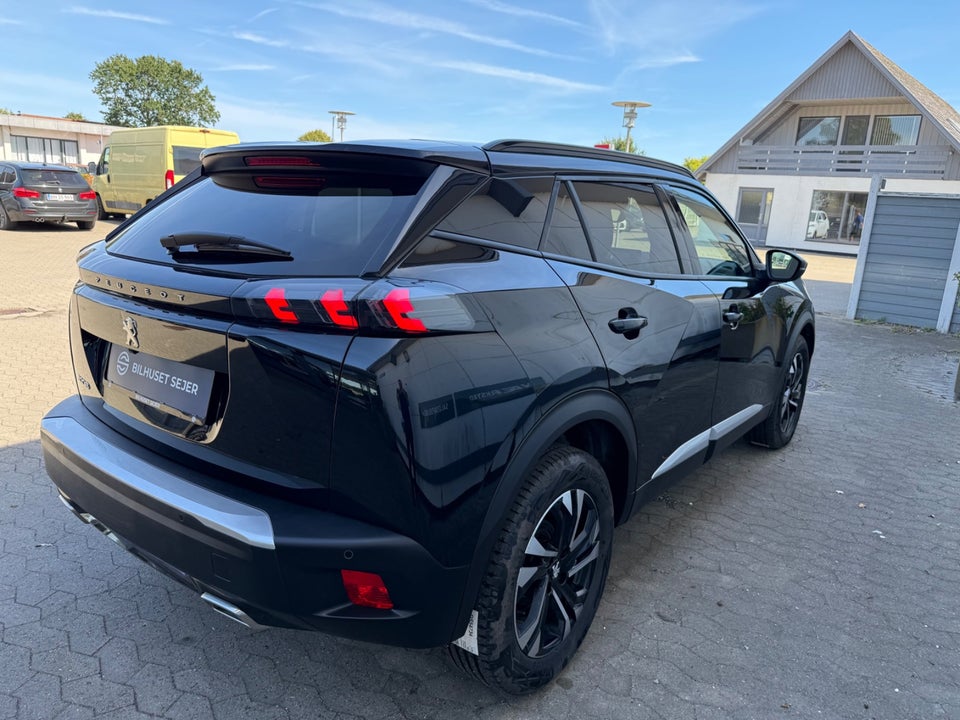 Peugeot 2008 1,2 PureTech 130 Allure Pack EAT8 Van 5d