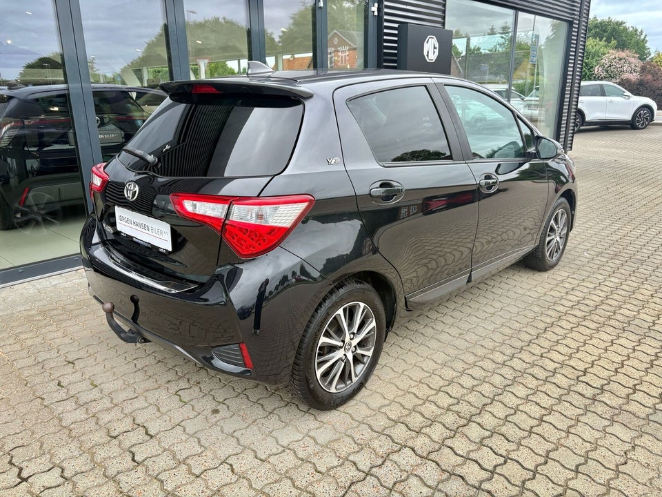 Toyota Yaris 1,5 VVT-iE T2 Limited 5d