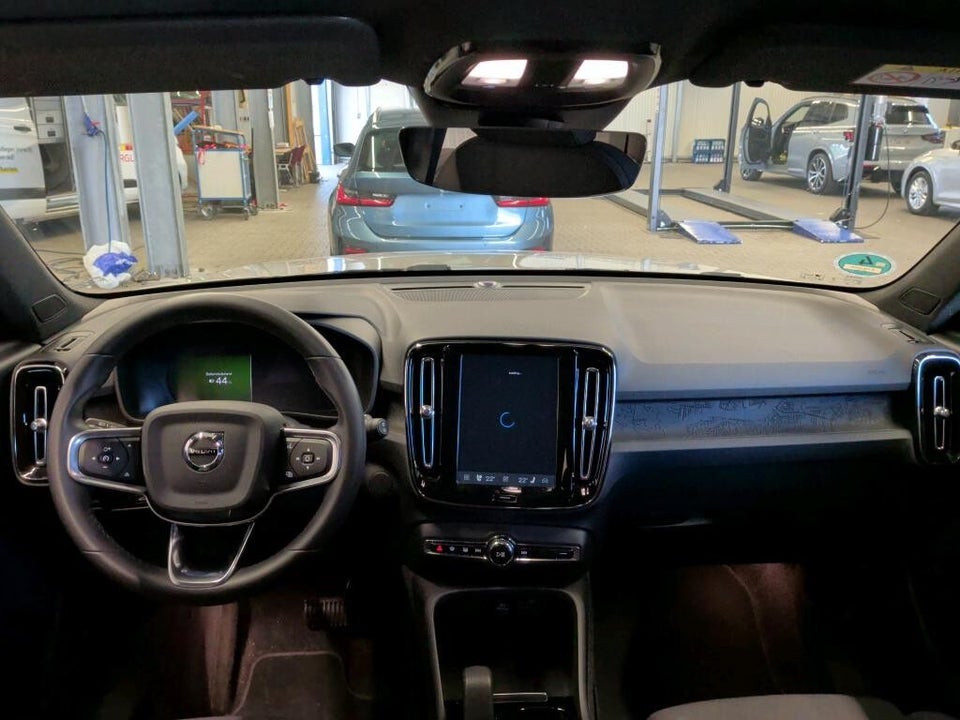 Volvo XC40 ReCharge Extended Range Plus 5d
