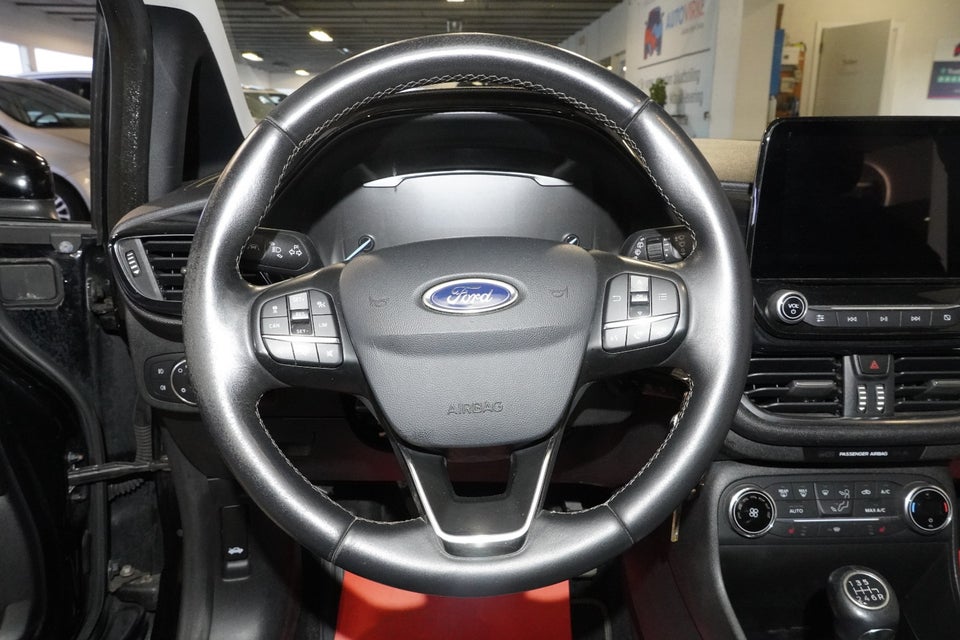 Ford Fiesta 1,0 EcoBoost Titanium 5d