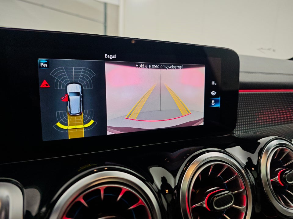 Mercedes EQB300 AMG Line 4Matic 5d