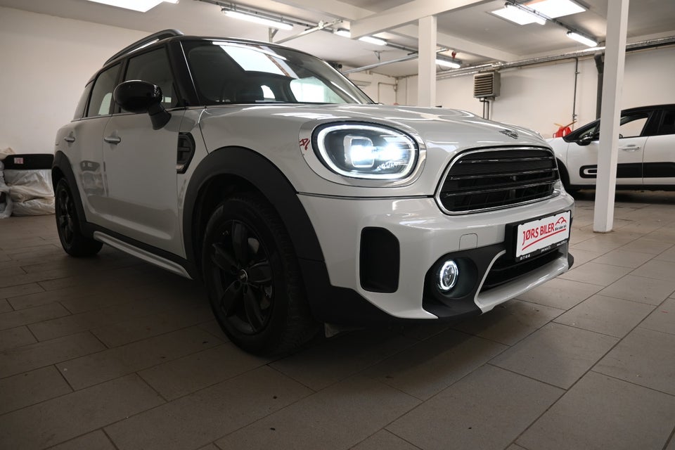 MINI Countryman Cooper 1,5 Experience aut. Van 5d