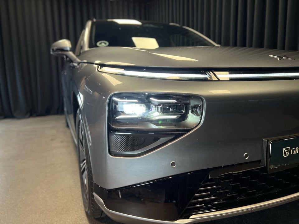 Xpeng G9 Long Range 5d