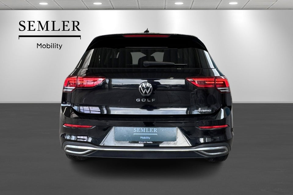 VW Golf VIII 1,4 eHybrid DSG 5d