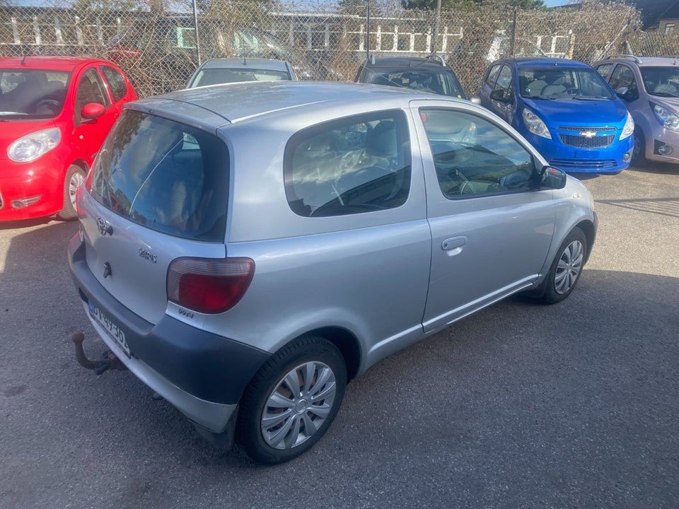 Toyota Yaris 1,0 Luna 3d