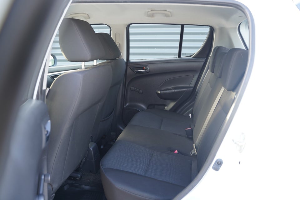 Suzuki Swift 1,3 DDiS GL 5d