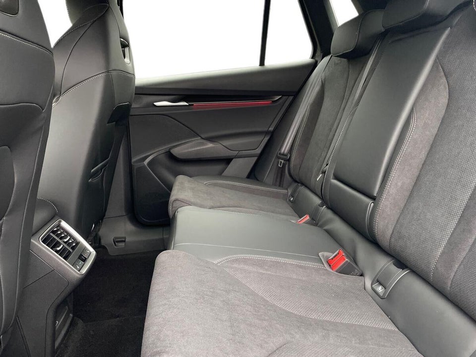 Skoda Elroq 85 iV Sportline 5d