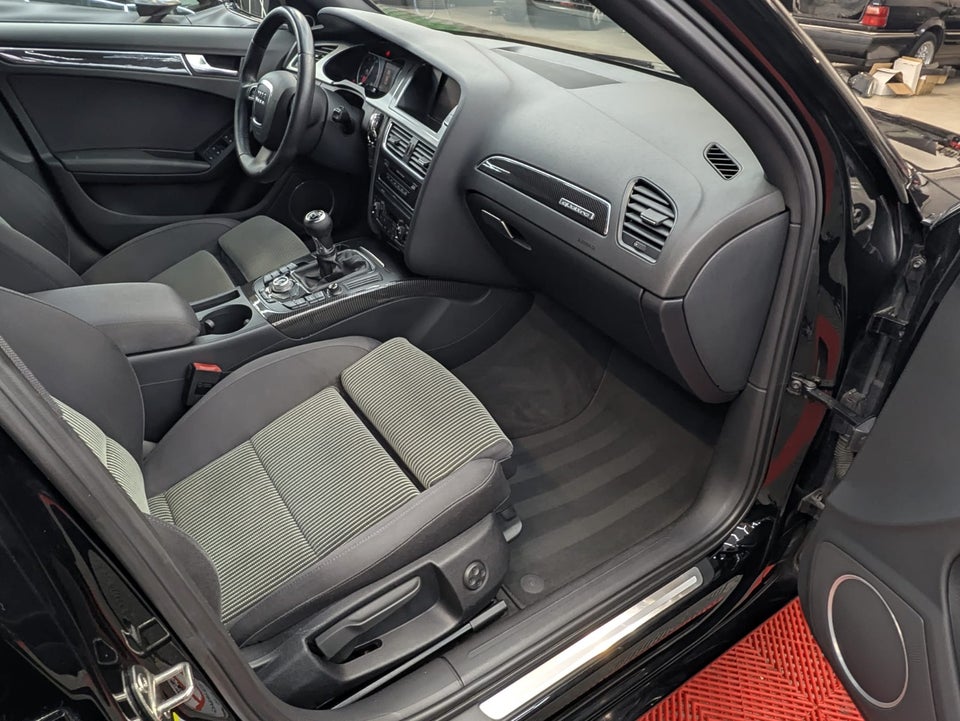 Audi A4 3,2 FSi quattro 4d