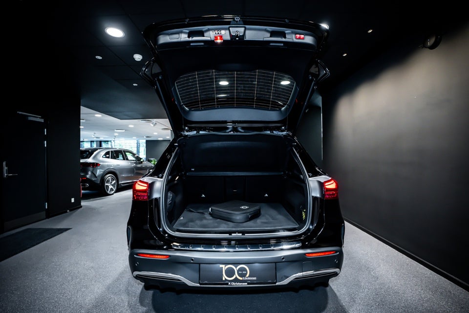 Mercedes EQA250+ AMG Premium 5d