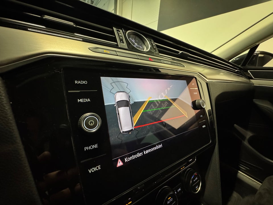 VW Passat 1,8 TSi 180 High+ Variant DSG 5d