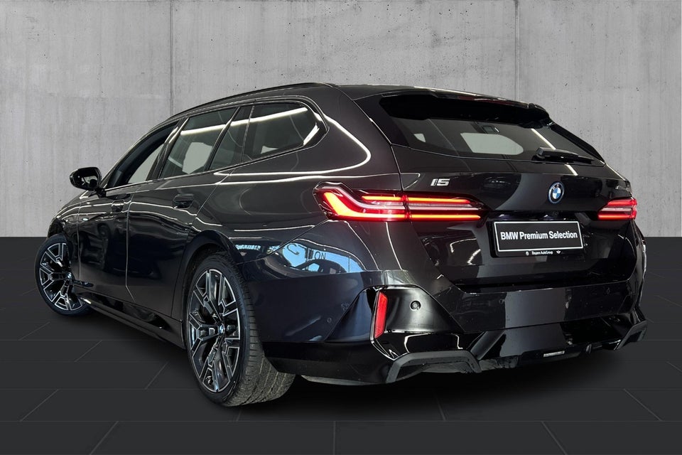BMW i5 eDrive40 Touring Fully Charged M-Sport 5d