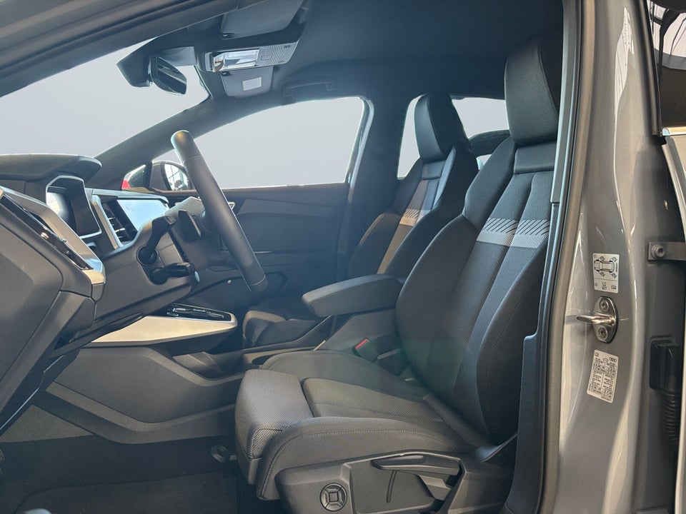 Audi Q4 e-tron 40 S-line Sportback 5d