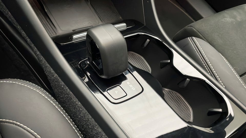 Volvo EX40 Extended Range Black Edition 5d