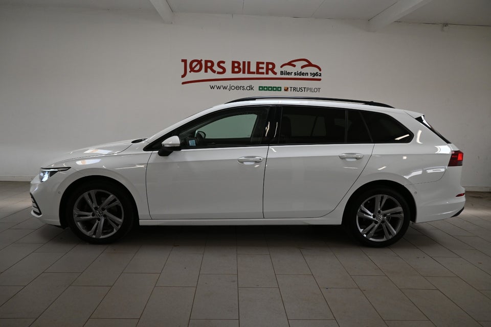VW Golf VIII 1,5 eTSi 130 Life Variant DSG 5d