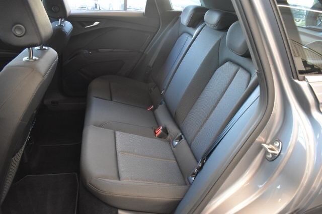 Audi Q4 e-tron 40  5d