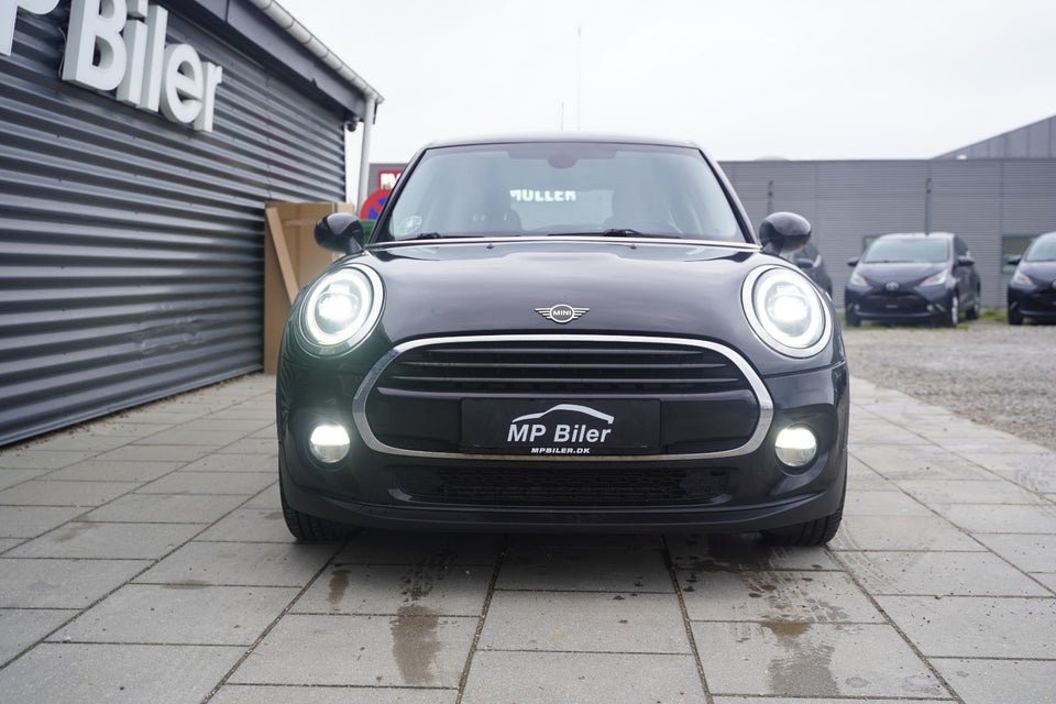 MINI Cooper 1,5 Essential aut. 5d