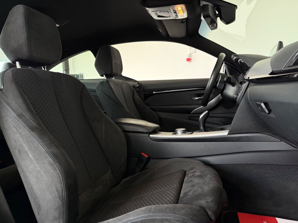 BMW 435i 3,0 Coupé M-Sport xDrive aut. 2d