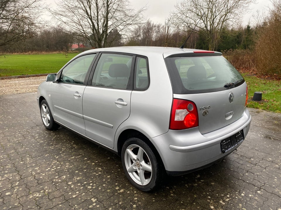 VW Polo 1,4 16V 5d