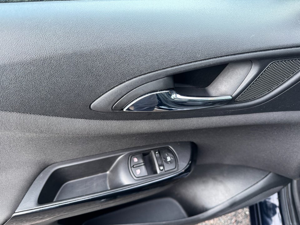 Opel Corsa 1,4 16V Excite 5d