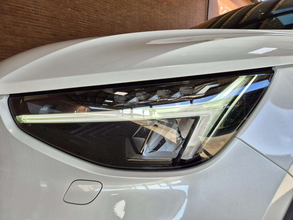 Volvo XC40 P6 ReCharge Ultimate 5d