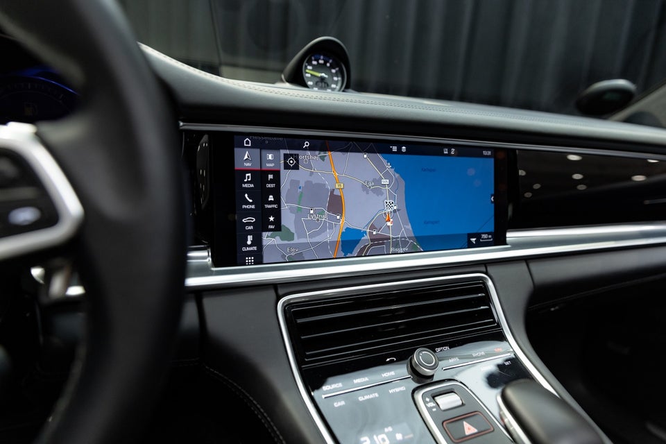 Porsche Panamera 4 2,9 E-Hybrid Sport Turismo PDK 5d