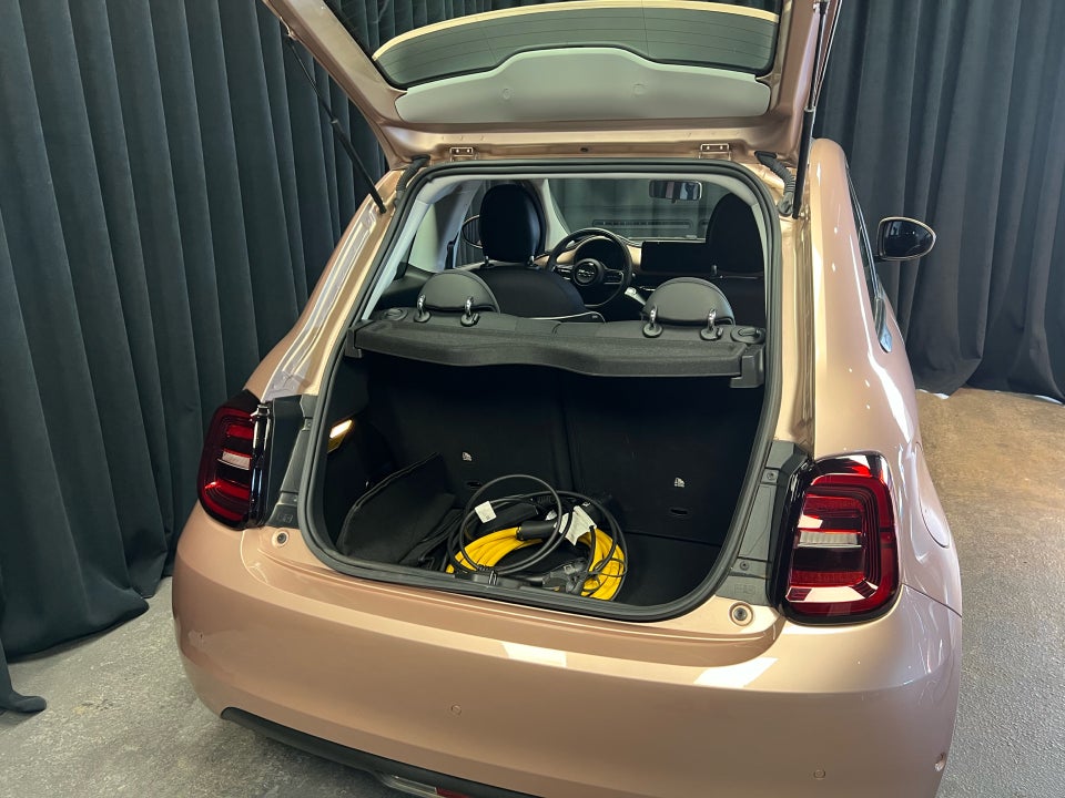 Fiat 500e 42 Icon 3d