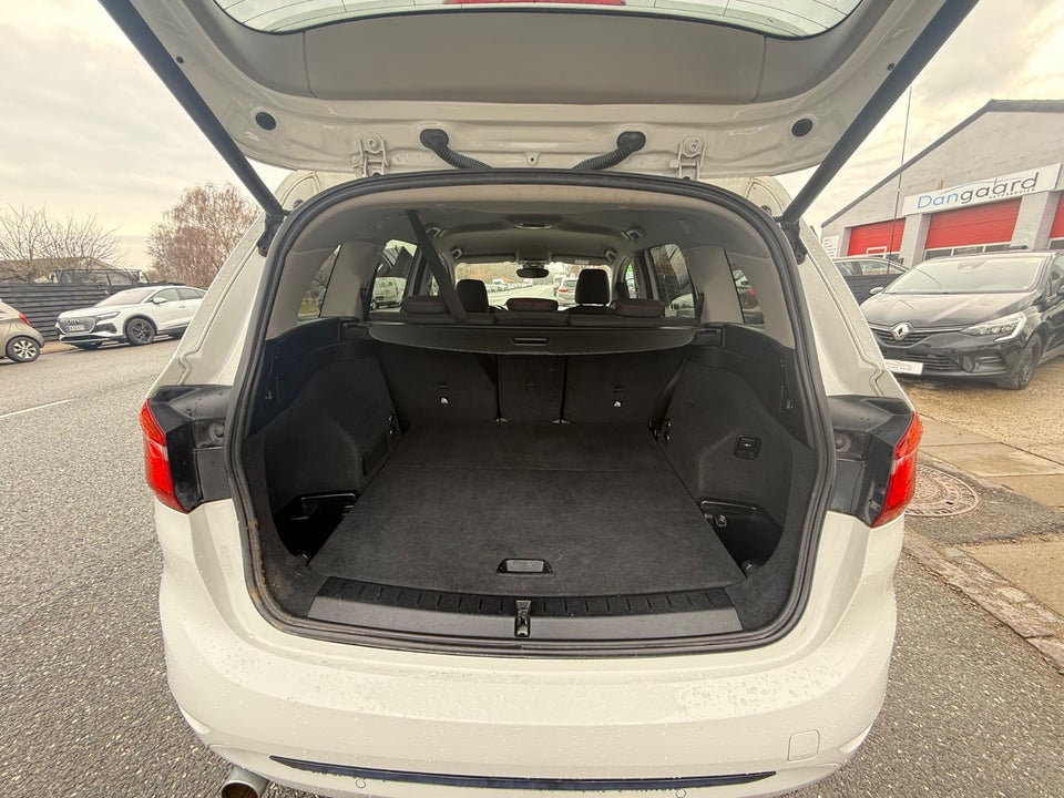 BMW 218d 2,0 Active Tourer Sport Line aut. 5d