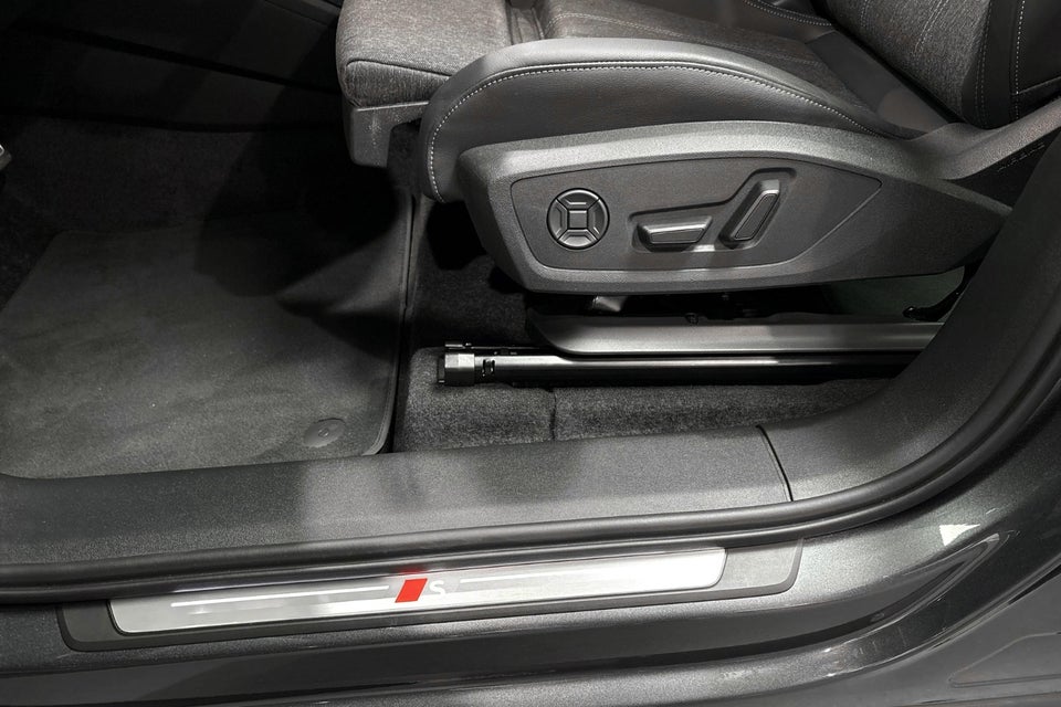 Audi Q6 e-tron Progress plus performance 5d