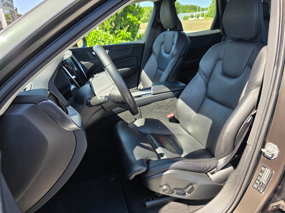 Volvo XC60 2,0 T5 250 Inscription aut. 5d