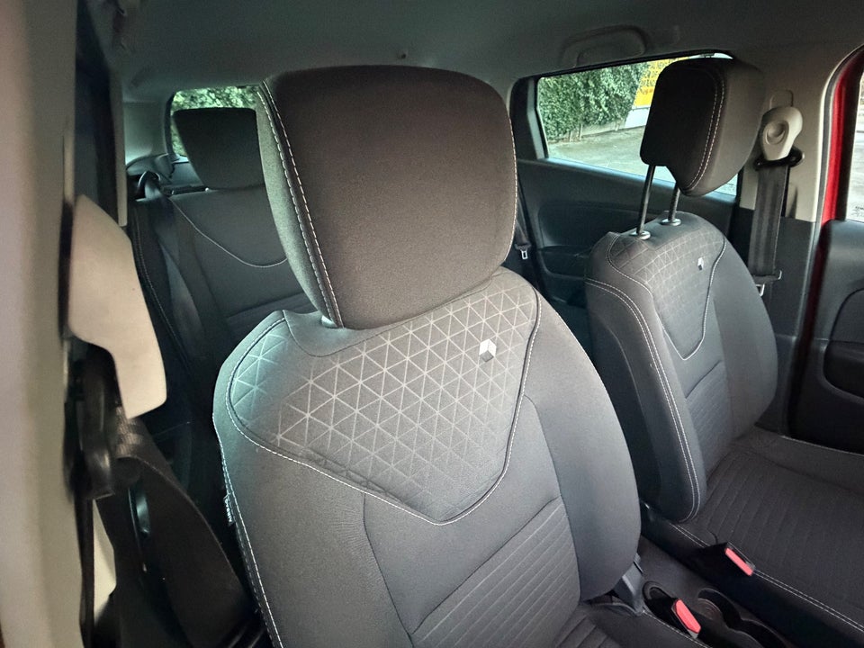 Renault Clio IV 0,9 TCe 90 Limited Sport Tourer 5d