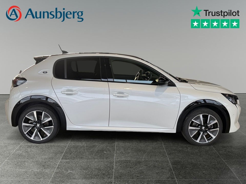 Peugeot e-208 50 GT Pack 5d